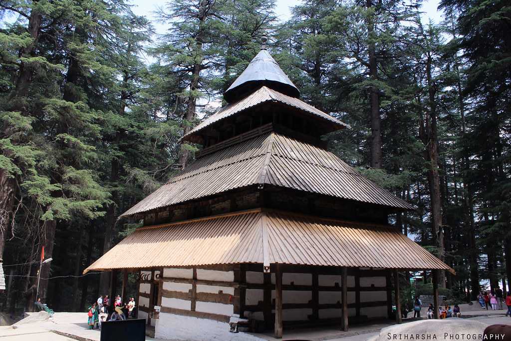 Mall Road Shimla Image 3